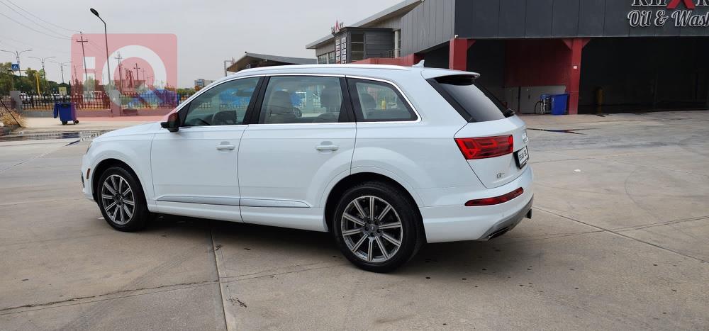 اودي Q7